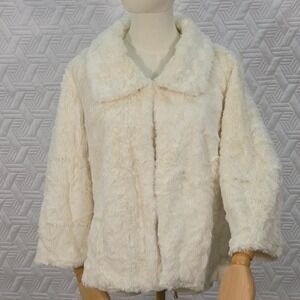 Say What Jacket Faux Fur womens Cream White Plush Cozy Collar hook and eye Lg